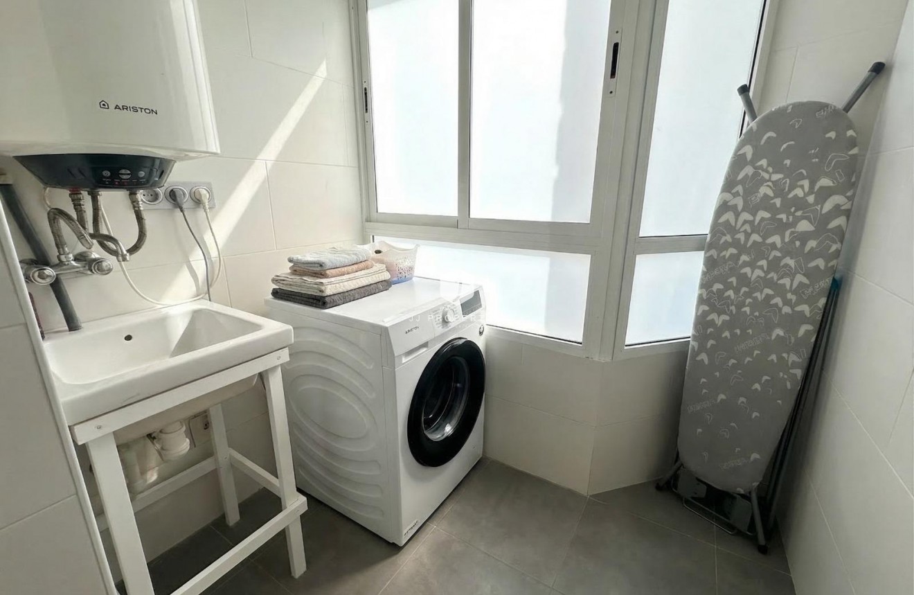 Segunda mano - Apartamento / piso -
Torrevieja - Playa del Cura