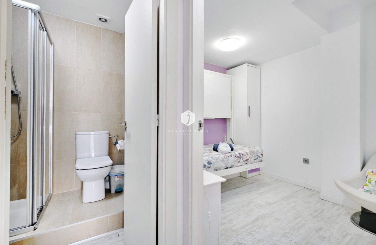 Segunda mano - Apartamento / piso -
Torrevieja - Playa del Cura