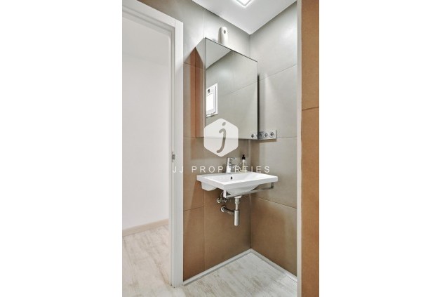 Segunda mano - Apartamento / piso -
Torrevieja - Playa del Cura