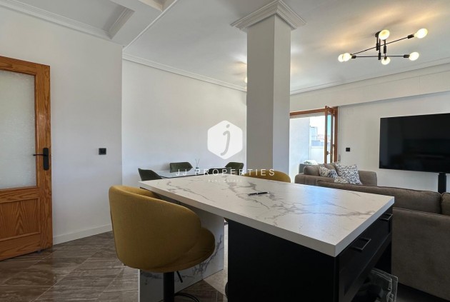 Segunda mano - Apartamento / piso -
Torrevieja - Centro