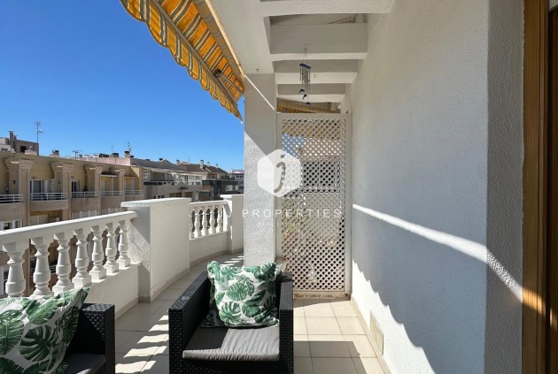 Segunda mano - Apartamento / piso -
Torrevieja - Centro
