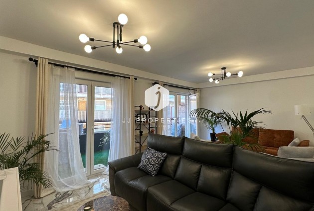 Segunda mano - Apartamento / piso -
Torrevieja - Playa del Cura