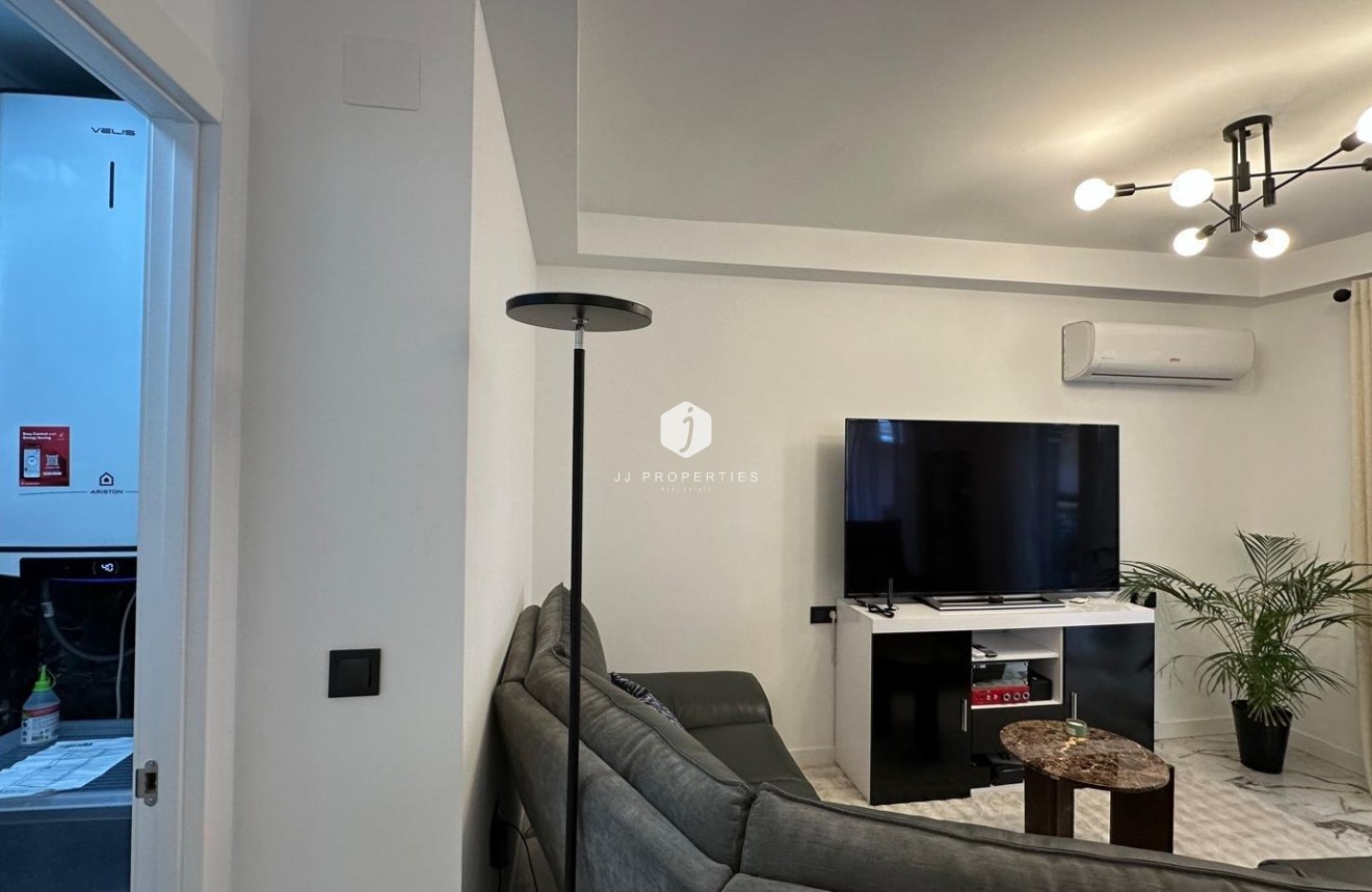 Segunda mano - Apartamento / piso -
Torrevieja - Playa del Cura