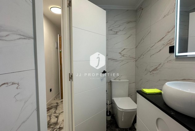 Segunda mano - Apartamento / piso -
Torrevieja - Playa del Cura