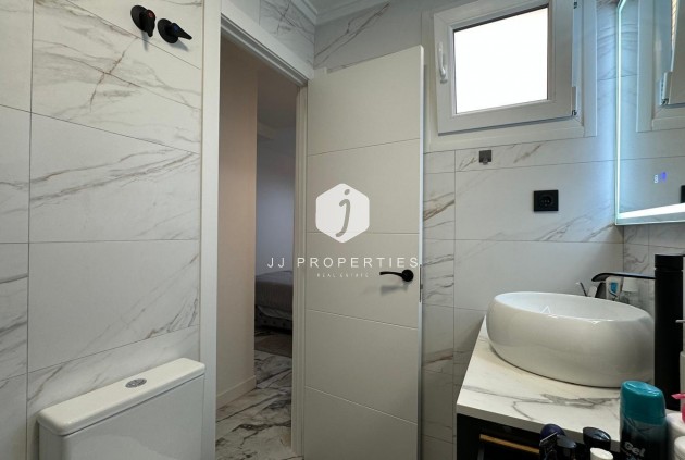 Segunda mano - Apartamento / piso -
Torrevieja - Playa del Cura