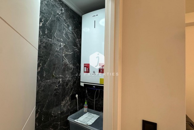 Segunda mano - Apartamento / piso -
Torrevieja - Playa del Cura