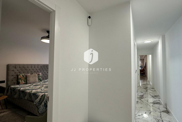 Segunda mano - Apartamento / piso -
Torrevieja - Playa del Cura