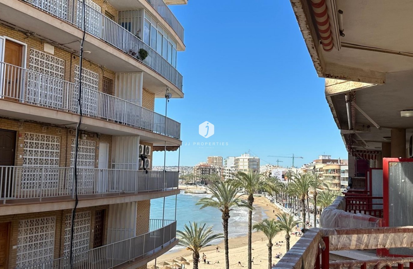 Segunda mano - Apartamento / piso -
Torrevieja - Playa del Cura