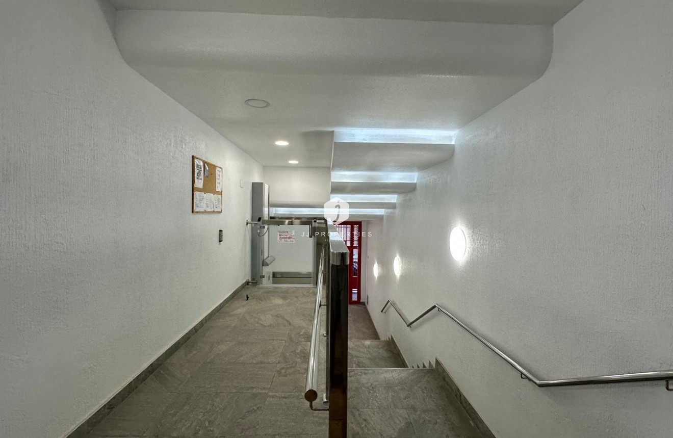 Segunda mano - Apartamento / piso -
Torrevieja - Playa del Cura