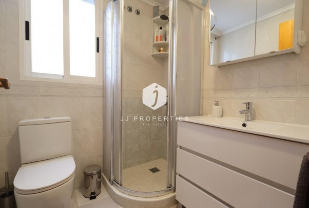 Resale - Apartment / flat -
Torrevieja - Costa Blanca