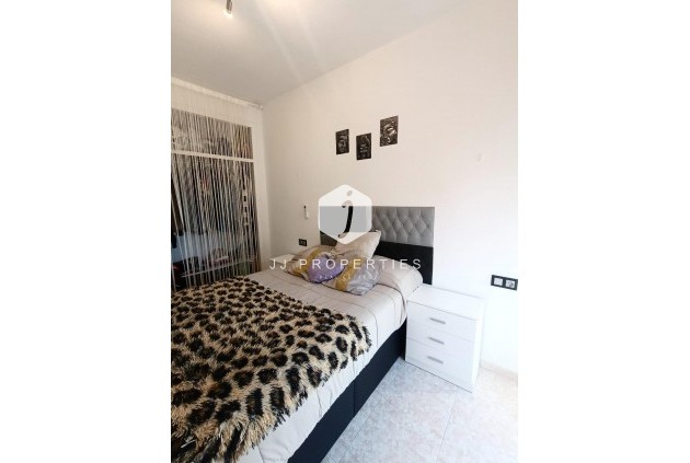 D'occasion - Chalet -
Torrevieja - Torretas