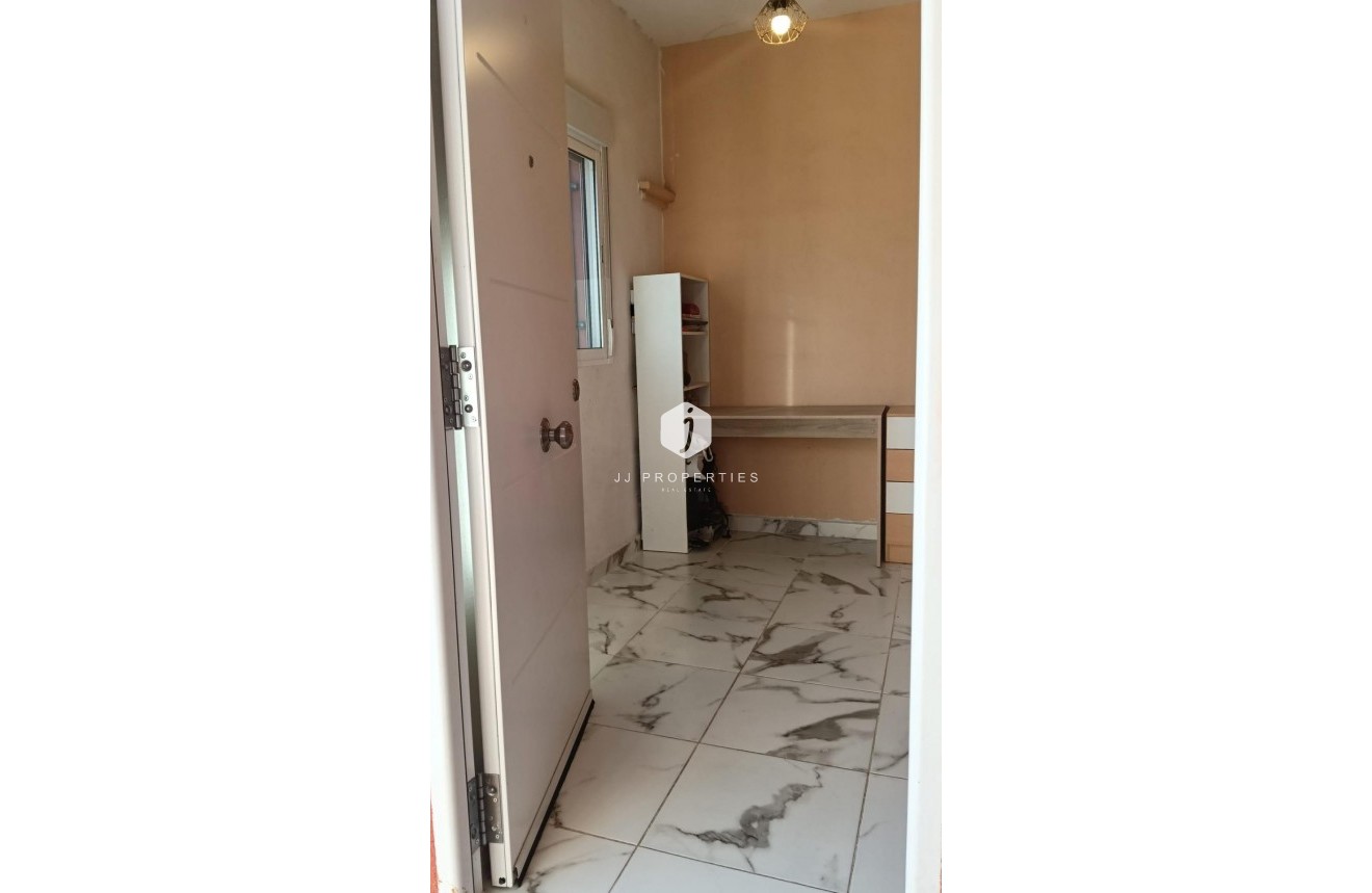 D'occasion - Chalet -
Torrevieja - Torretas