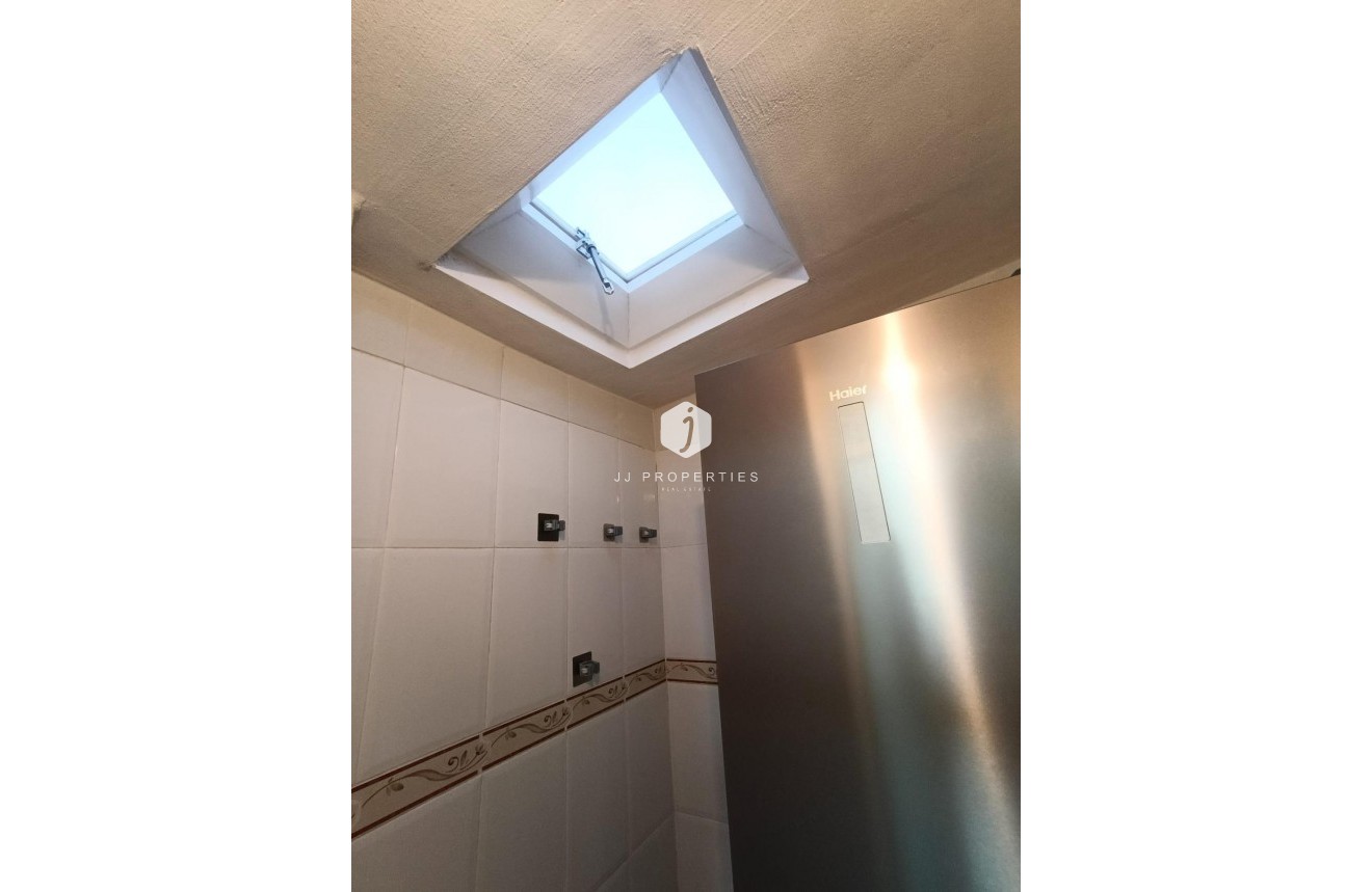 D'occasion - Chalet -
Torrevieja - Torretas