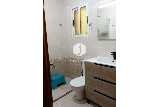 D'occasion - Chalet -
Torrevieja - Torretas