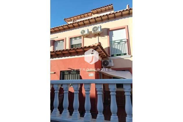 D'occasion - Chalet -
Torrevieja - Torretas