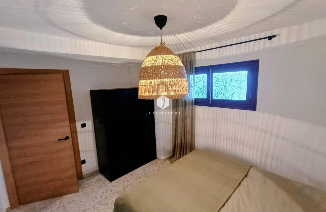 Resale - Apartment / flat -
Guardamar del Segura - Urbanizaciones