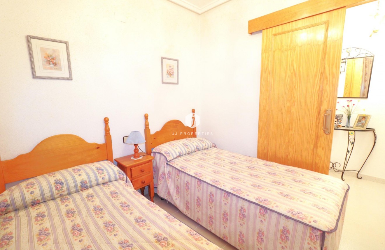 Resale - Apartment / flat -
Torrevieja - Acequion