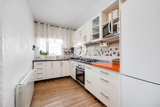 Tweedehands - Chalet -
Torrevieja - Calas blanca