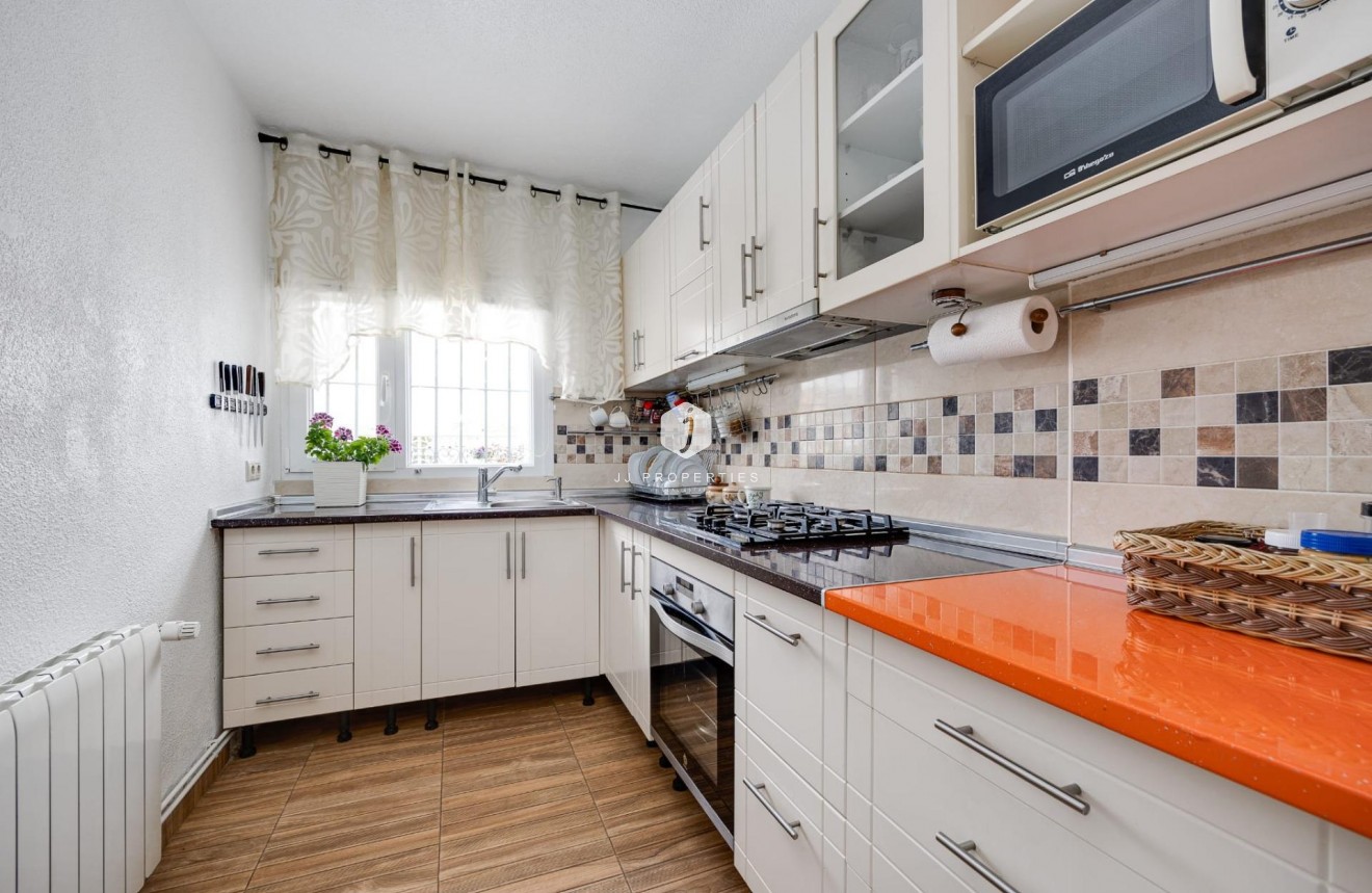 Tweedehands - Chalet -
Torrevieja - Calas blanca