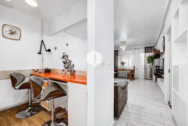 Tweedehands - Chalet -
Torrevieja - Calas blanca