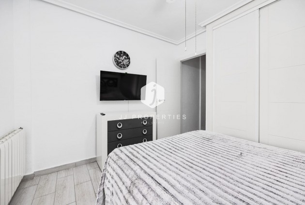 Tweedehands - Chalet -
Torrevieja - Calas blanca