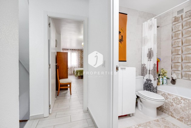 Tweedehands - Chalet -
Torrevieja - Calas blanca