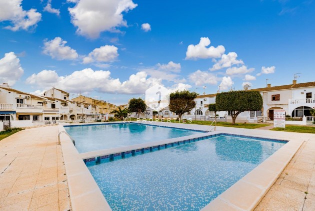 Tweedehands - Chalet -
Torrevieja - Calas blanca