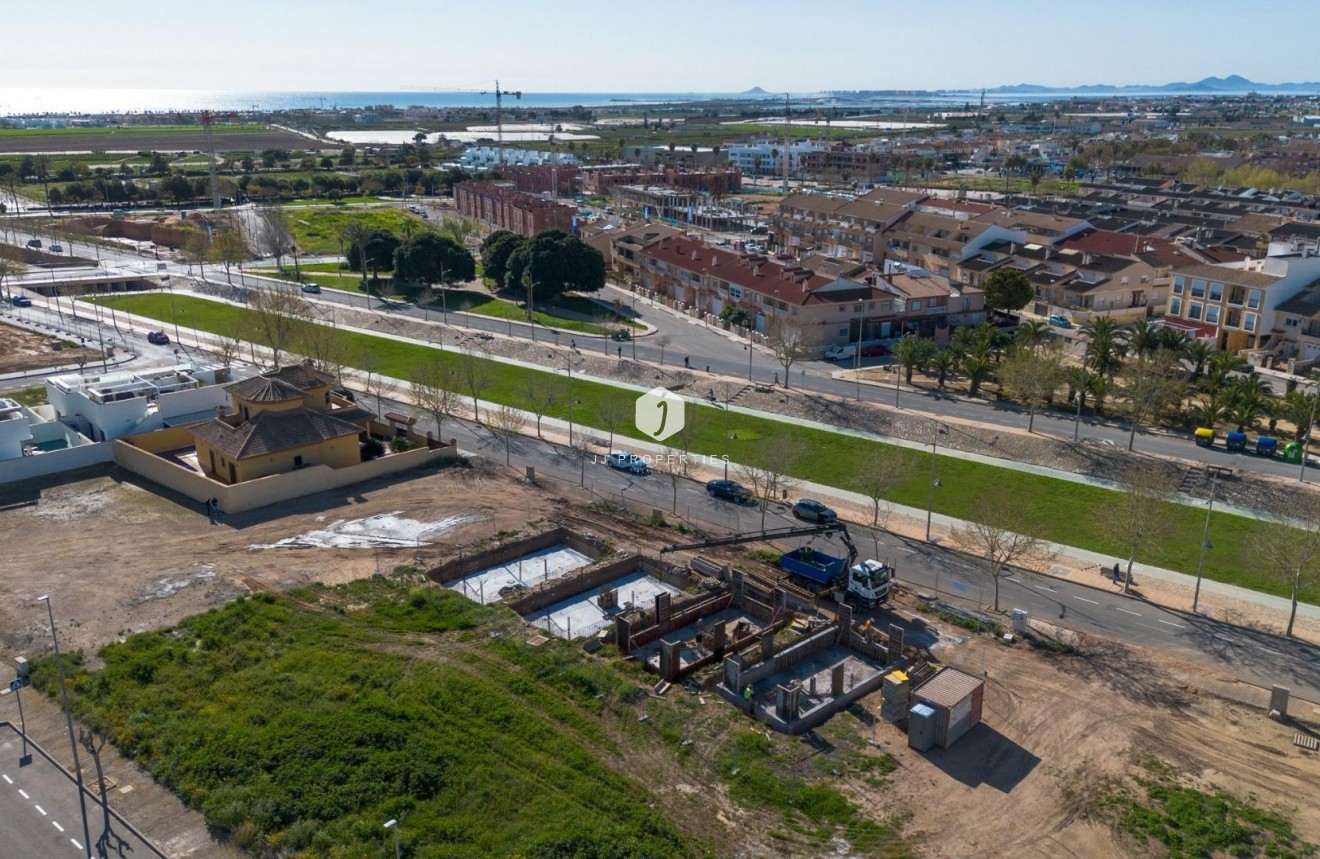 Obra nueva - Villa -
Pilar de la Horadada - pueblo