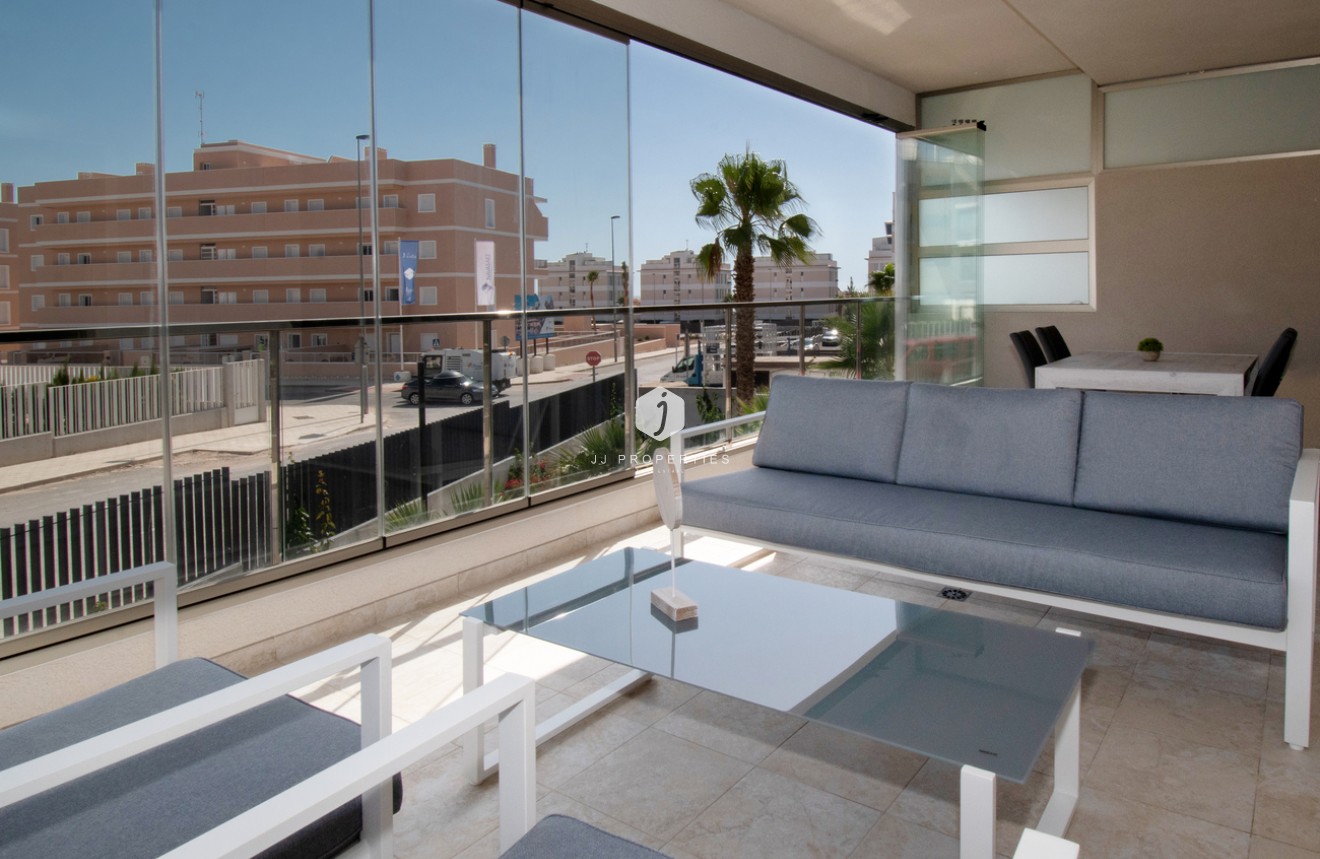 Resale - Apartment / flat -
Orihuela Costa - Los Dolses