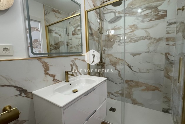 Tweedehands - Appartement / flat -
Torrevieja - Costa Blanca