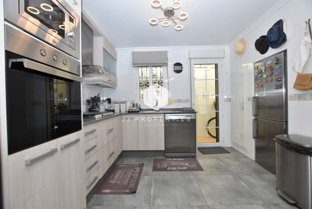 D'occasion - Villa -
Orihuela Costa - Costa Blanca