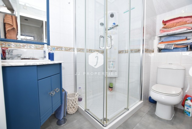 D'occasion - Villa -
Orihuela Costa - Costa Blanca