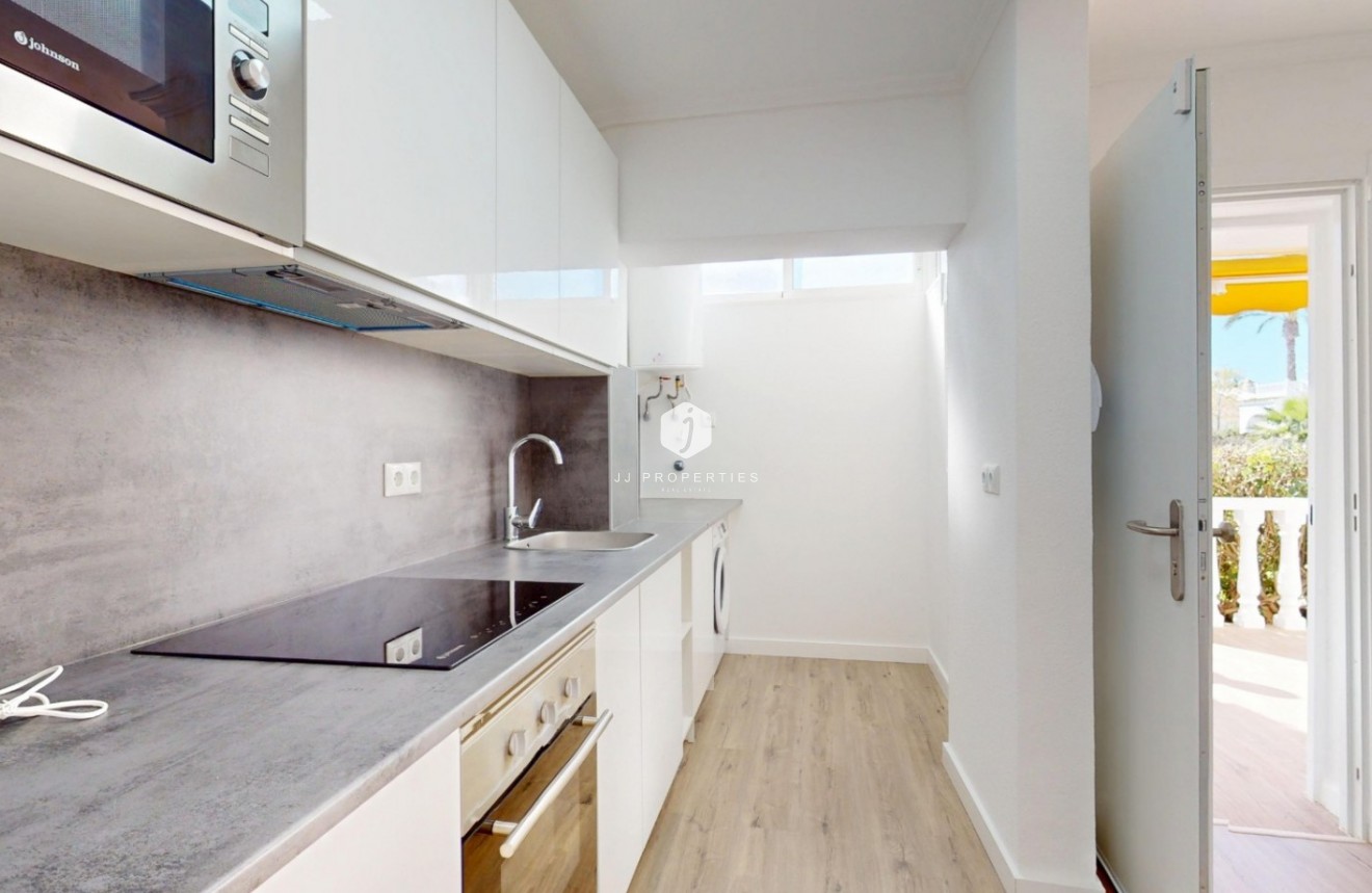 Segunda mano - Apartamento / piso -
Orihuela Costa - Costa Blanca