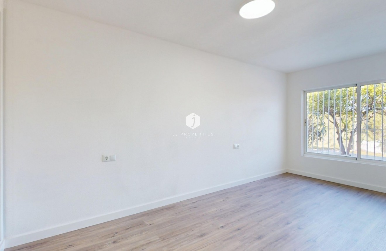 Segunda mano - Apartamento / piso -
Orihuela Costa - Costa Blanca