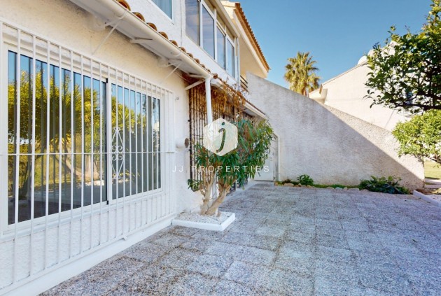 Segunda mano - Apartamento / piso -
Orihuela Costa - Costa Blanca