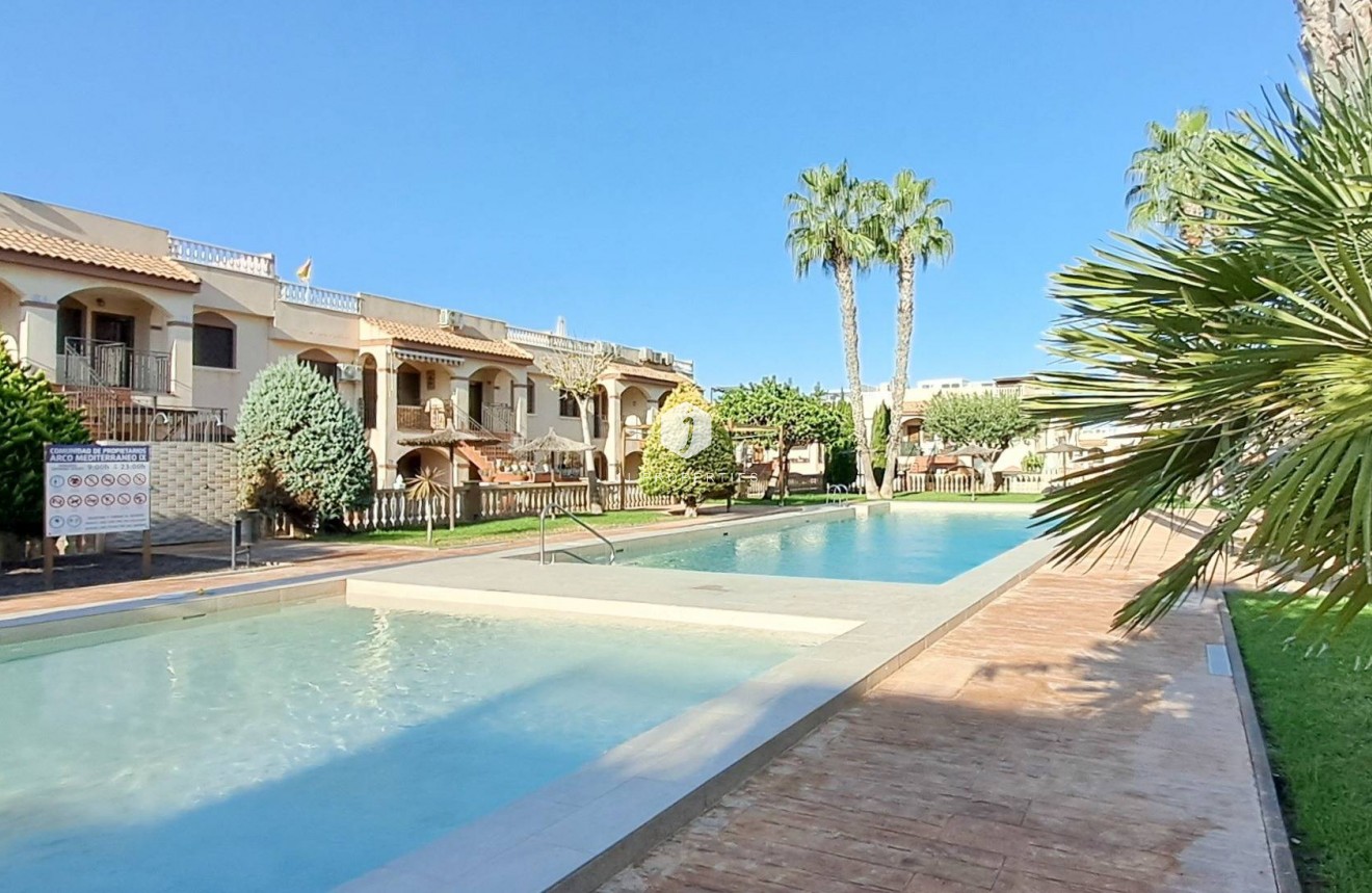 Aus zweiter Hand - Wohnung -
Torrevieja - Parque Acuático - Sector 25