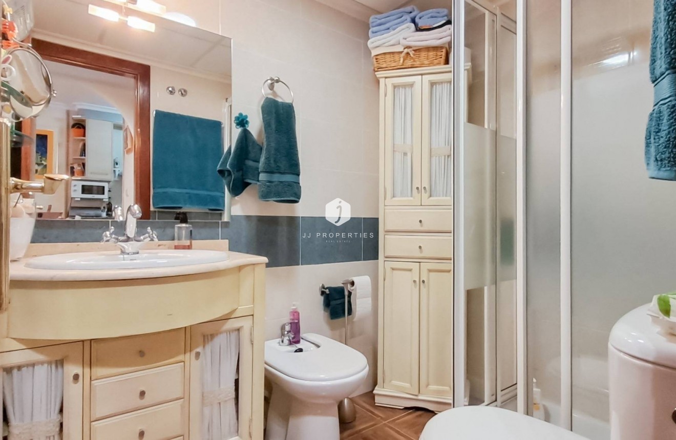 Aus zweiter Hand - Wohnung -
Torrevieja - Parque Acuático - Sector 25