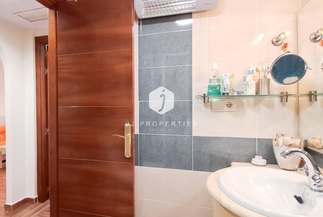 Aus zweiter Hand - Wohnung -
Torrevieja - Parque Acuático - Sector 25