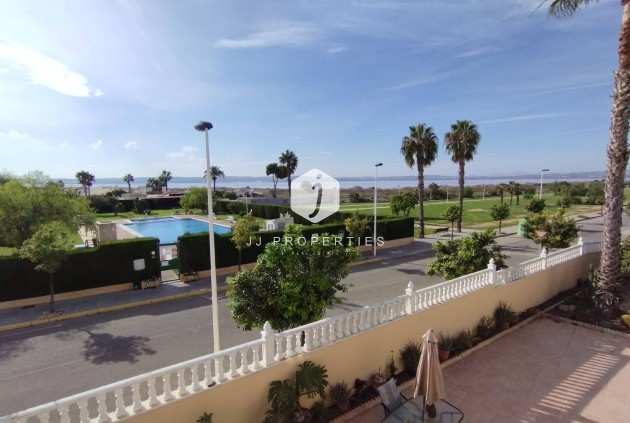 Resale - Villa -
Torrevieja - La Siesta - El Salado - Torreta