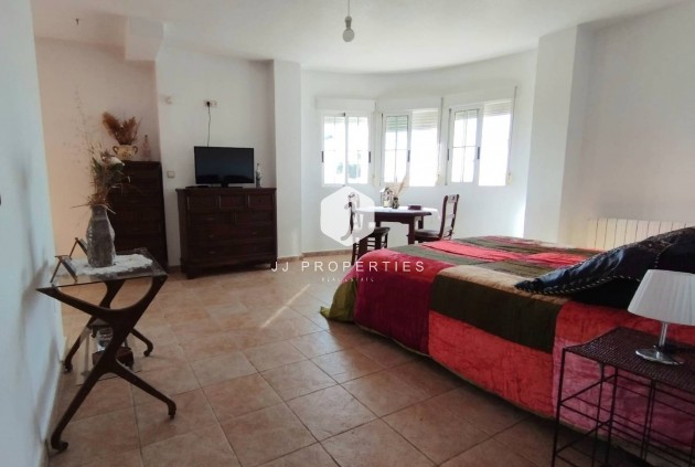Resale - Villa -
Torrevieja - La Siesta - El Salado - Torreta