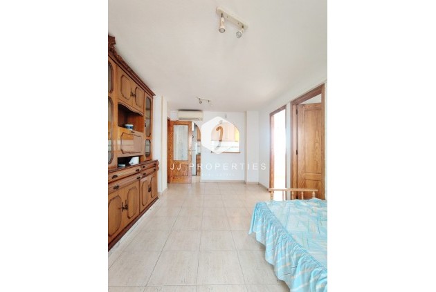 D'occasion - Attique -
Torrevieja - Costa Blanca