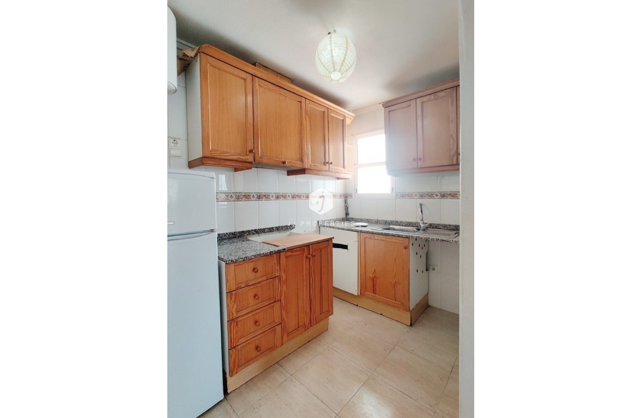 D'occasion - Attique -
Torrevieja - Costa Blanca