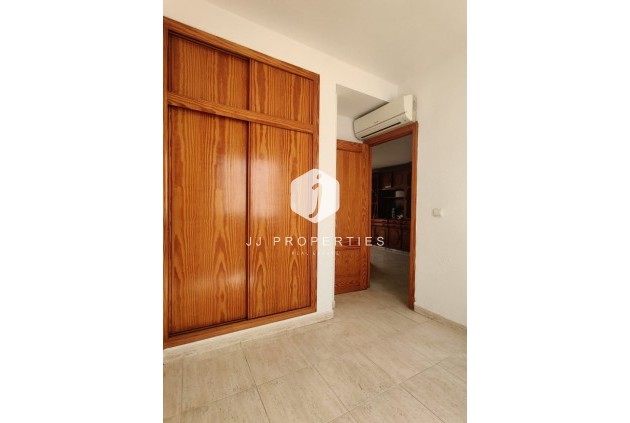 D'occasion - Attique -
Torrevieja - Costa Blanca