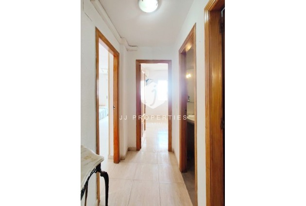 D'occasion - Attique -
Torrevieja - Costa Blanca