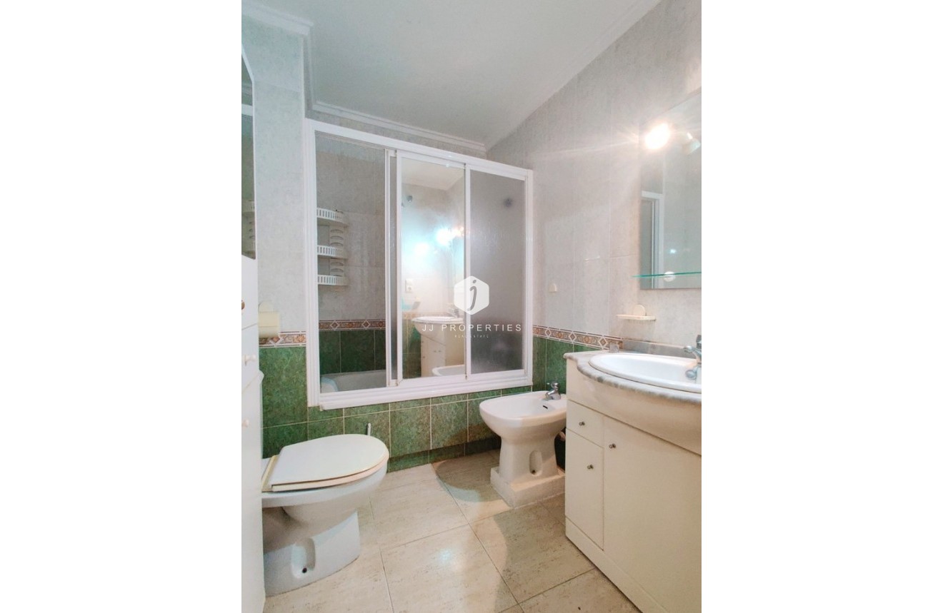 D'occasion - Attique -
Torrevieja - Costa Blanca