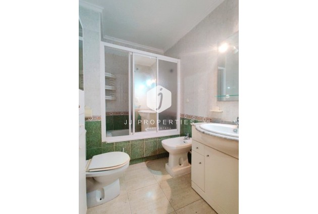 D'occasion - Attique -
Torrevieja - Costa Blanca