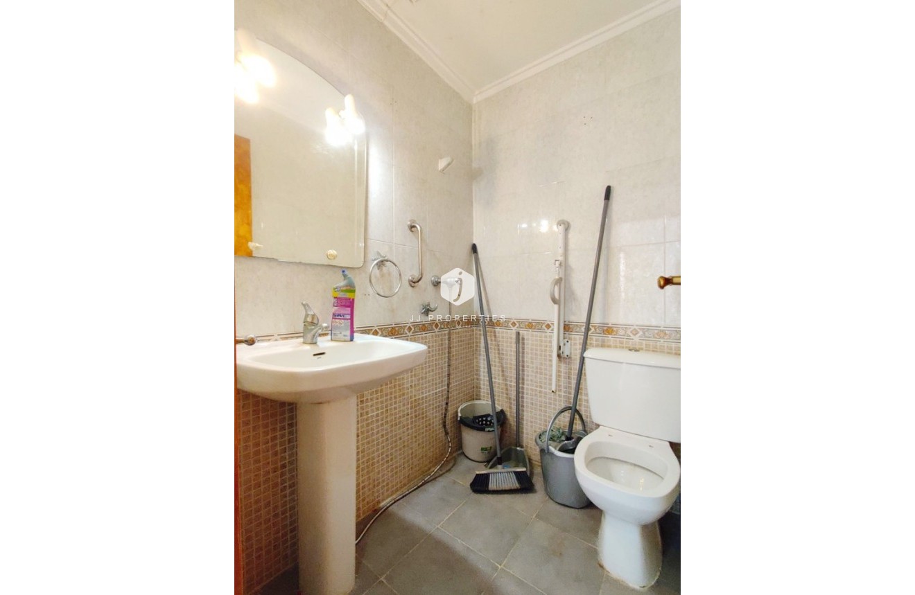 D'occasion - Attique -
Torrevieja - Costa Blanca