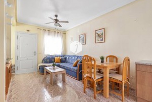 Z drugiej ręki - Szalet -
Orihuela Costa