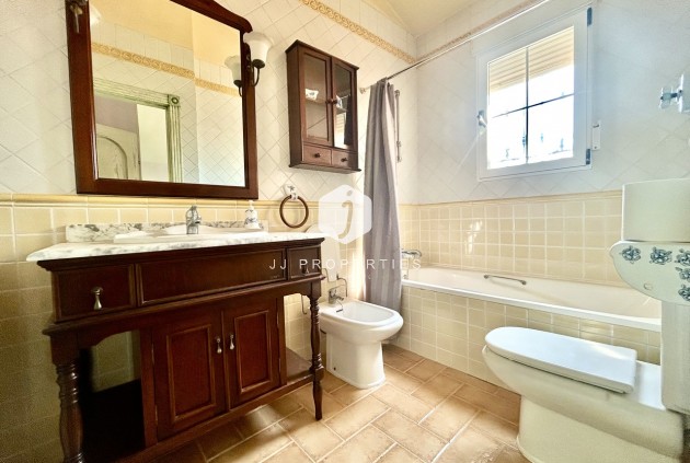 Resale - Villa -
La Mata - Costa Blanca