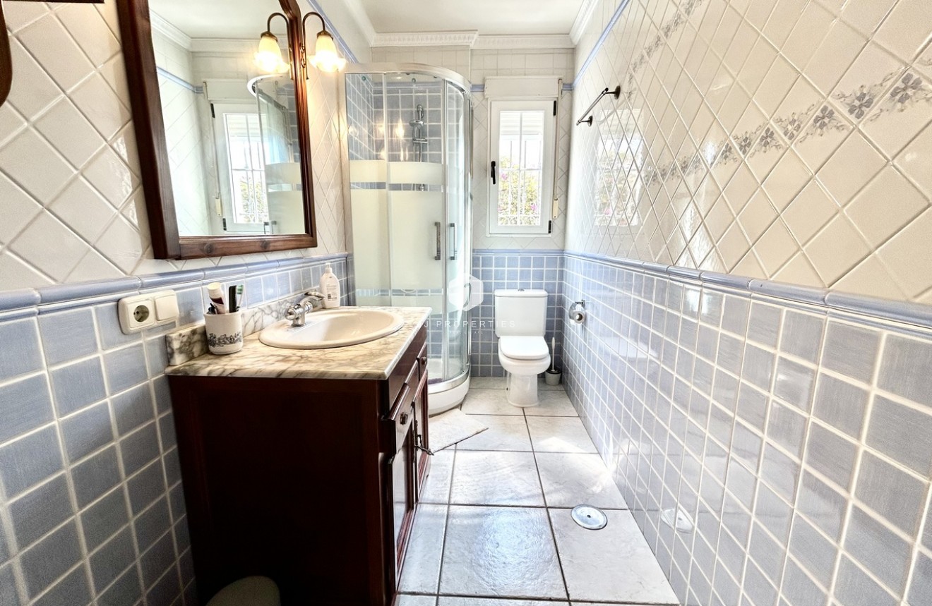 Resale - Villa -
La Mata - Costa Blanca